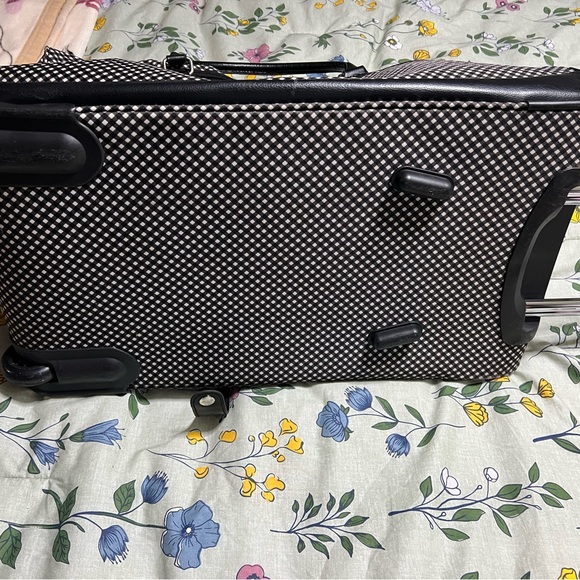 Jessica Simpson Rolling Duffel Bag - Picture 4 of 9